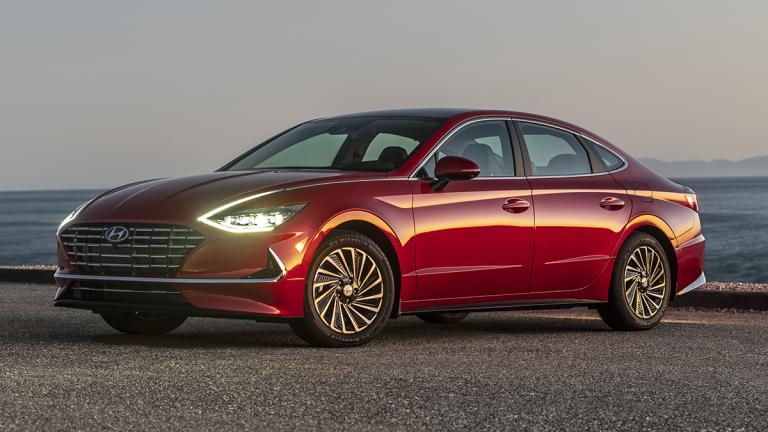 2023 Hyundai Sonata Hybrid Blue in red